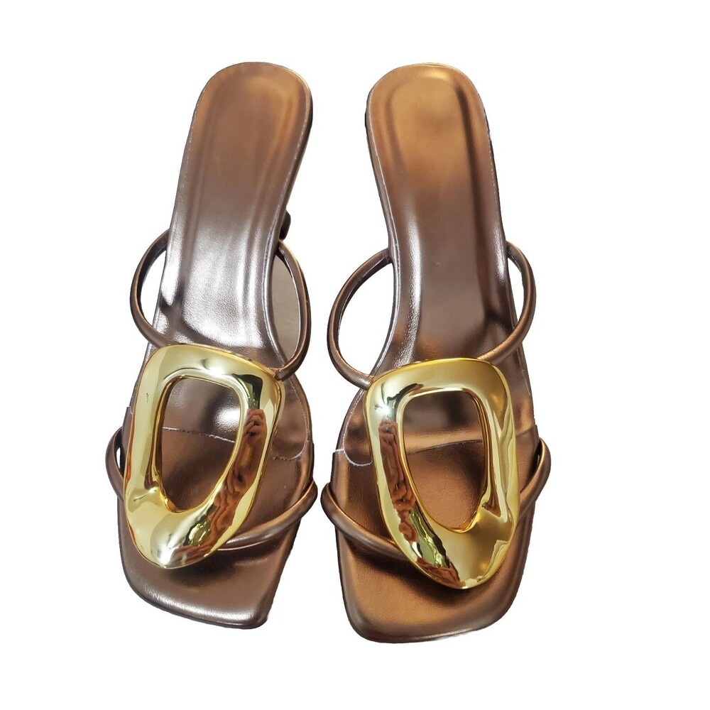 Size 9.5 FASHION Heels Gold Metallic